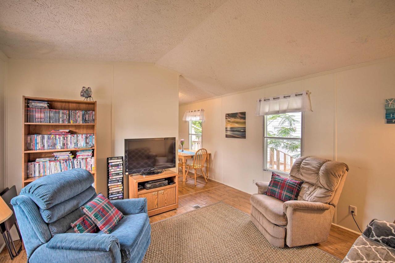 Bright Pensacola Home With Backyard - Pets Welcome! 外观 照片