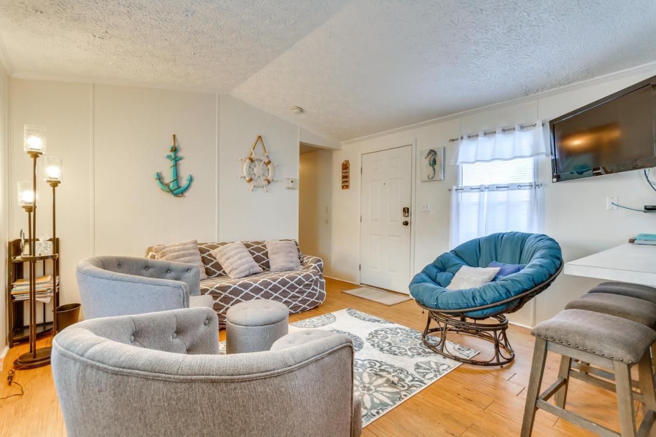 Bright Pensacola Home With Backyard - Pets Welcome! 外观 照片